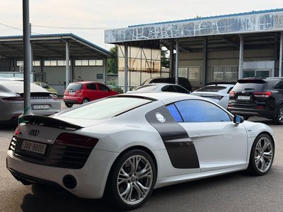 2014 AUDI R8 — фото 2