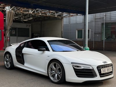 2014 AUDI R8 — фото 1