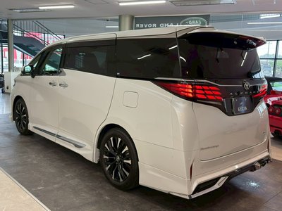TOYOTA ALPHARD - 9