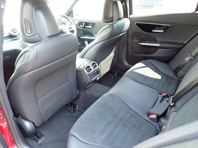 2025 Mercedes-BENZ C-CLASS — миниатюра 30