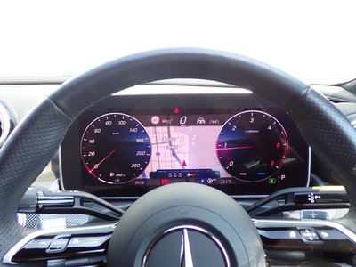 2025 Mercedes-BENZ C-CLASS — миниатюра 12