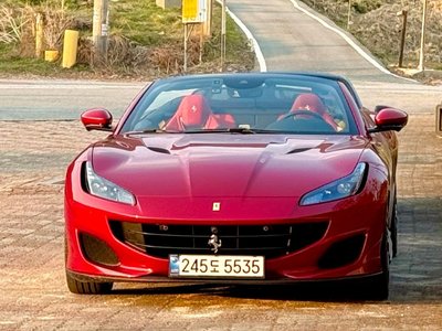 FERRARI PORTOFINO - 4