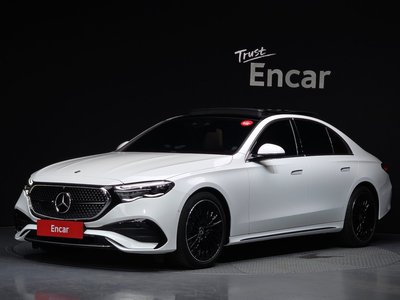 2025 Mercedes-BENZ E-CLASS 照片 1