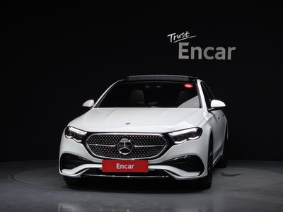 2025 Mercedes-BENZ E-CLASS 照片 2