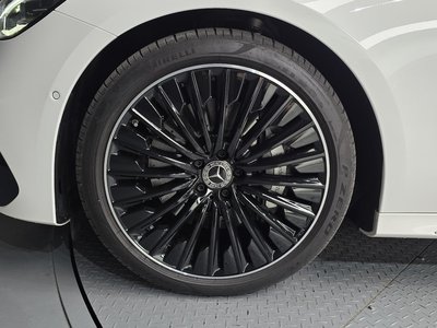 2025 Mercedes-BENZ E-CLASS 照片 6