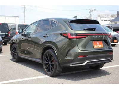 صورة مصغرة 17 لـ 2022 Lexus NX