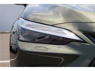 صورة مصغرة 38 لـ 2022 Lexus NX