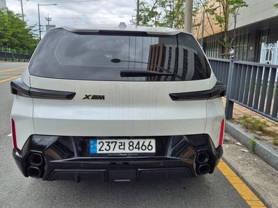 2023 BMW XM photo 2