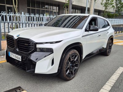 2023 BMW XM photo 1