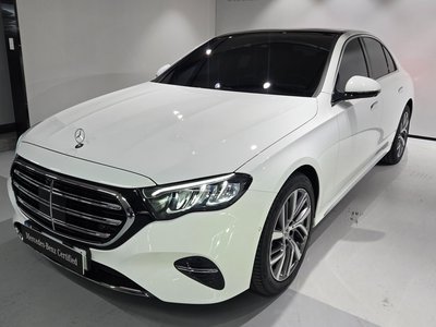 MERCEDES-BENZ E-CLASS - 1