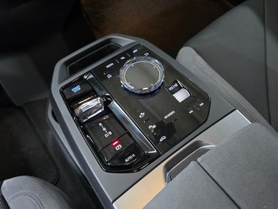 2026 BMW IX 照片 10