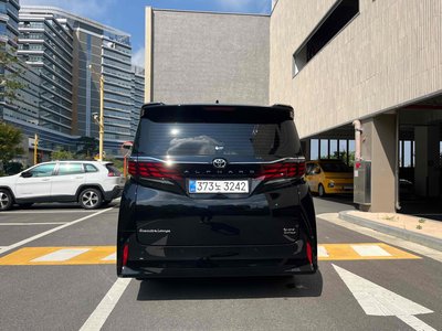TOYOTA ALPHARD - 4