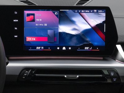2025 BMW X2 thumbnail 15