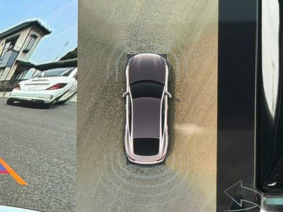 2018 Porsche PANAMERA thumbnail 14