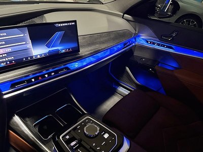 2025 BMW 7 SERIES thumbnail 11