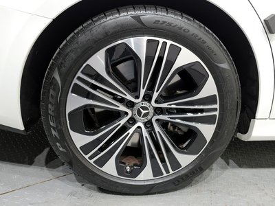 MERCEDES-BENZ E-CLASS - 6
