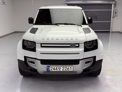 LAND ROVER DEFENDER - 3