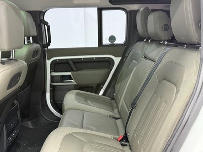 LAND ROVER DEFENDER - 2