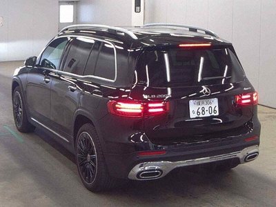 MERCEDES-BENZ GLB - 2