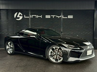 صورة 10 لـ 2017 Lexus LC