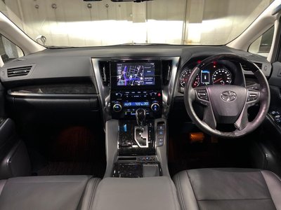 TOYOTA ALPHARD - 2