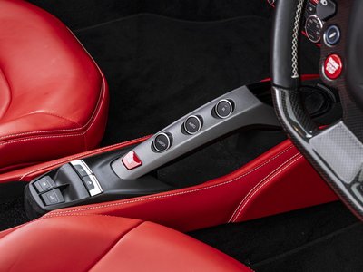 2018 Ferrari 488 SPIDER — миниатюра 19