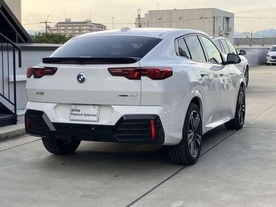 2025 BMW X2 — фото 3
