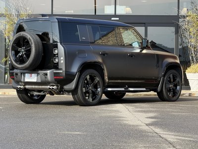 LAND ROVER DEFENDER - 3