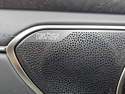 صورة مصغرة 34 لـ 2025 Lexus ES