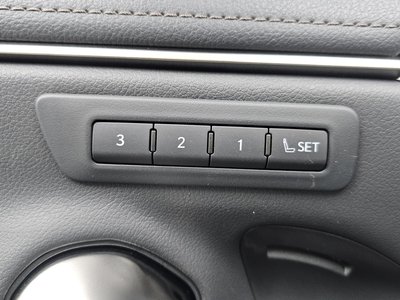 صورة مصغرة 28 لـ 2025 Lexus ES