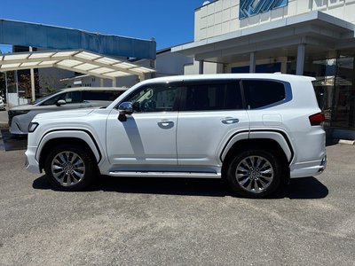 2025 Toyota LAND CRUISER 300 照片 2