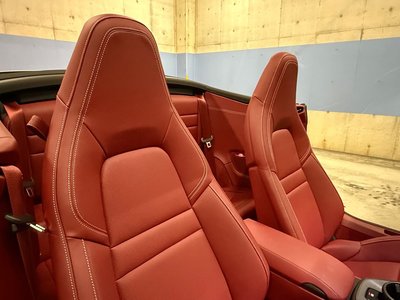 PORSCHE 911 CABRIOLET - 10