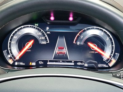 صورة 10 لـ 2020 Genesis GV70
