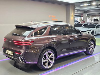 صورة 2 لـ 2020 Genesis GV70