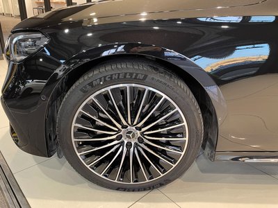 MERCEDES-BENZ E-CLASS - 9