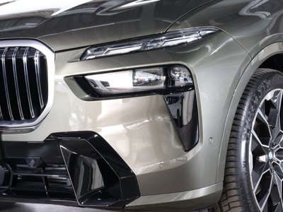 2024 BMW X7 photo 4