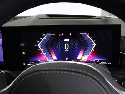 2024 BMW X7 thumbnail 30