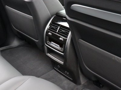 2024 BMW X7 thumbnail 67