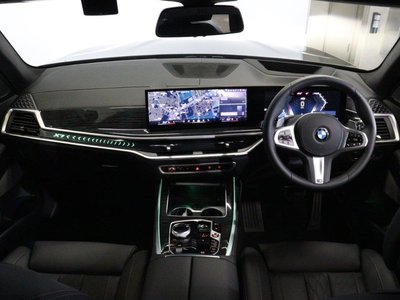 2024 BMW X7 thumbnail 18