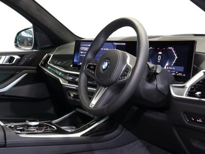 2024 BMW X7 thumbnail 19