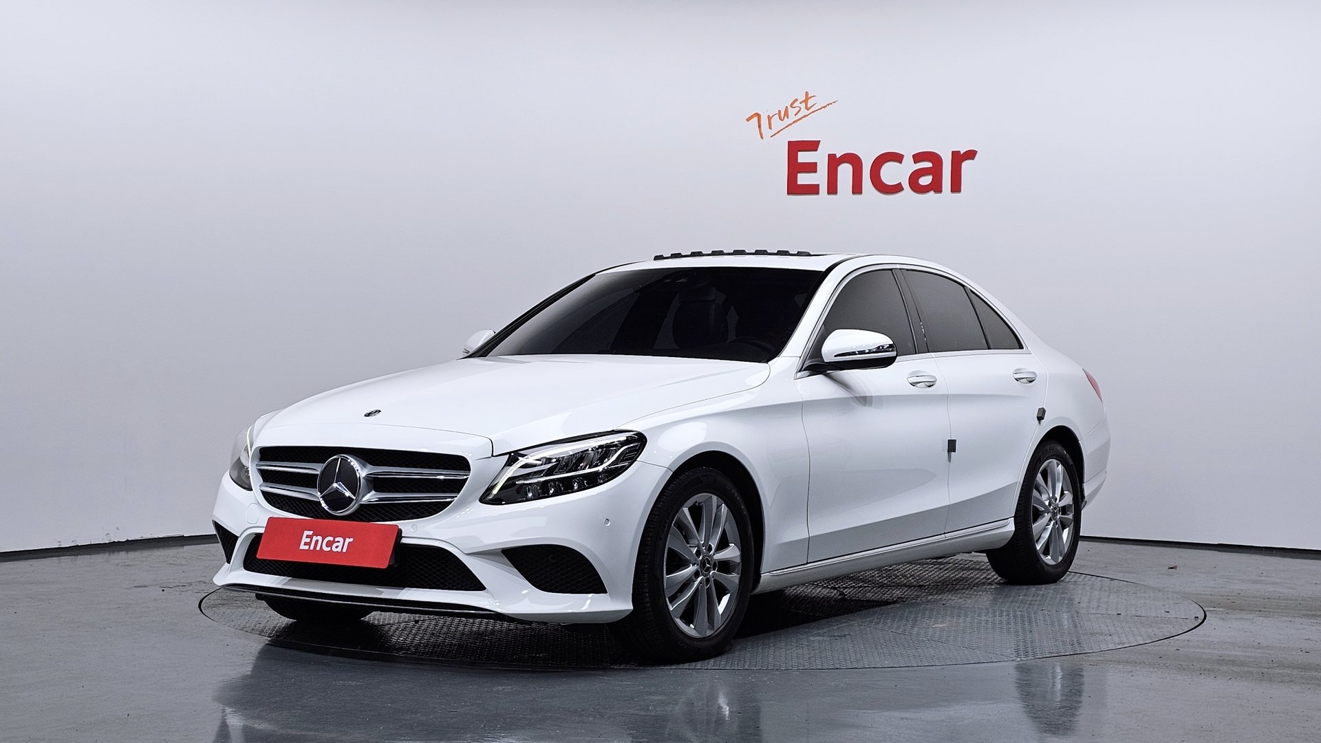 MERCEDES-BENZ C-CLASS - View 1