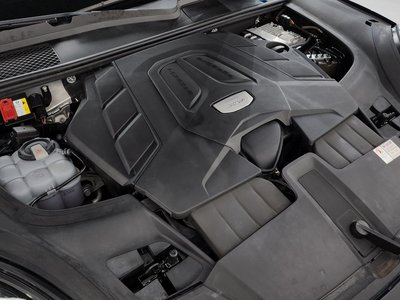 PORSCHE CAYENNE - 7