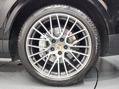PORSCHE CAYENNE - 8