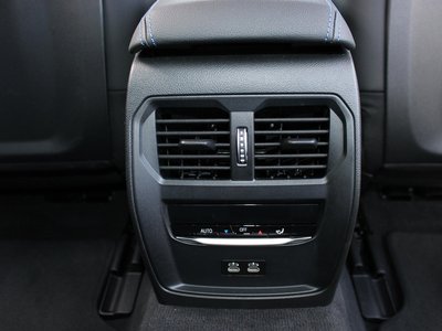 صورة مصغرة 140 لـ 2025 BMW I4