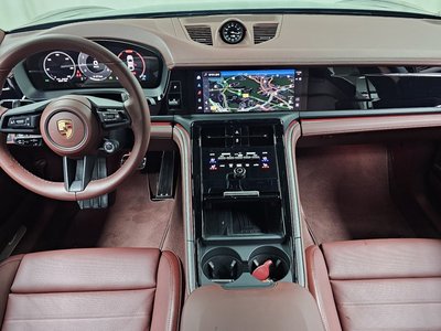 PORSCHE PANAMERA - 5