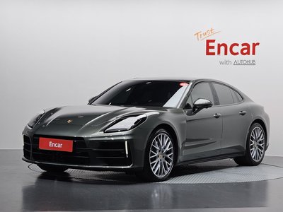 PORSCHE PANAMERA - 1