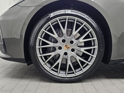 PORSCHE PANAMERA - 6