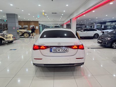 MERCEDES-BENZ E-CLASS - 3