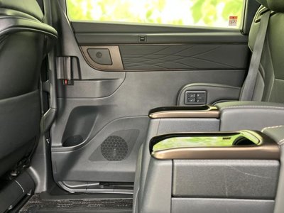 2025 Toyota ALPHARD 缩略图 23