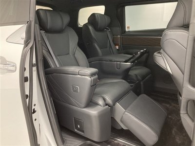 2025 Toyota VELLFIRE — миниатюра 17